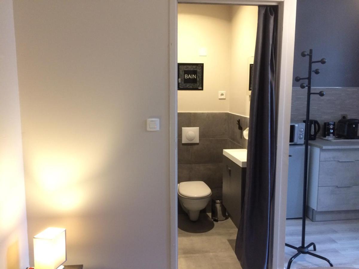 Studio Proche Gare Avec Kitchenette Et Wifi - Porte Rouge Thiviers Esterno foto